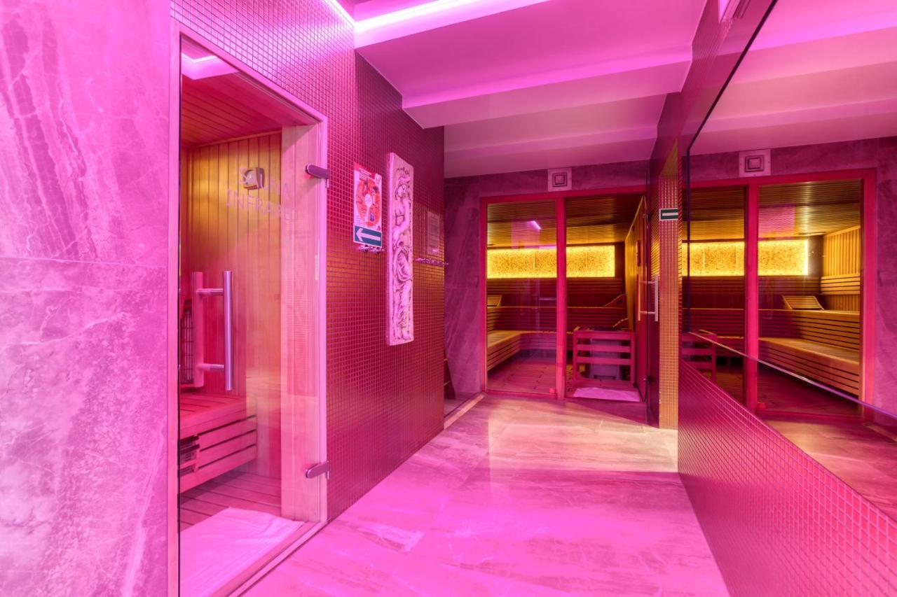 Hotel & Spa Bialy Dom Пжишовице Екстериор снимка